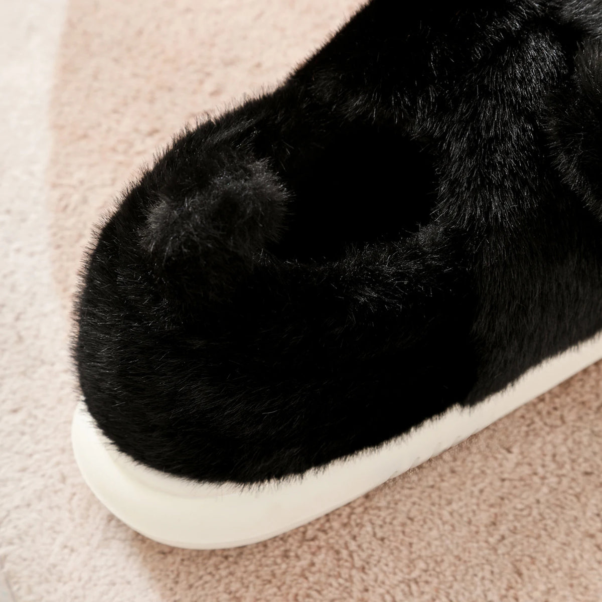 Chaussons Chat noir rieur